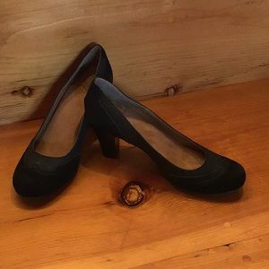 Bass & Co. comfy black heels
